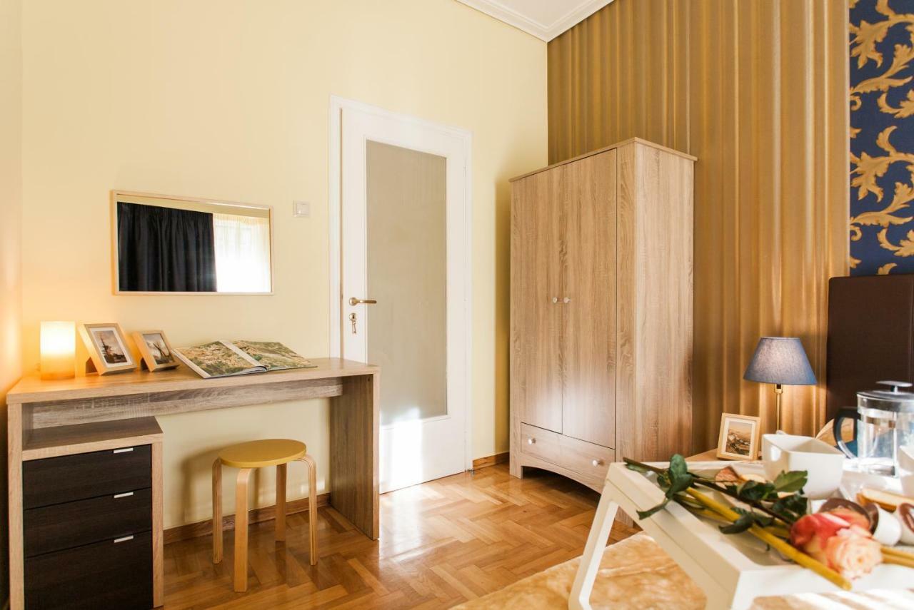 Private Central View Rooms In Apartment Near To Acropolis Metro Station Athens Luaran gambar