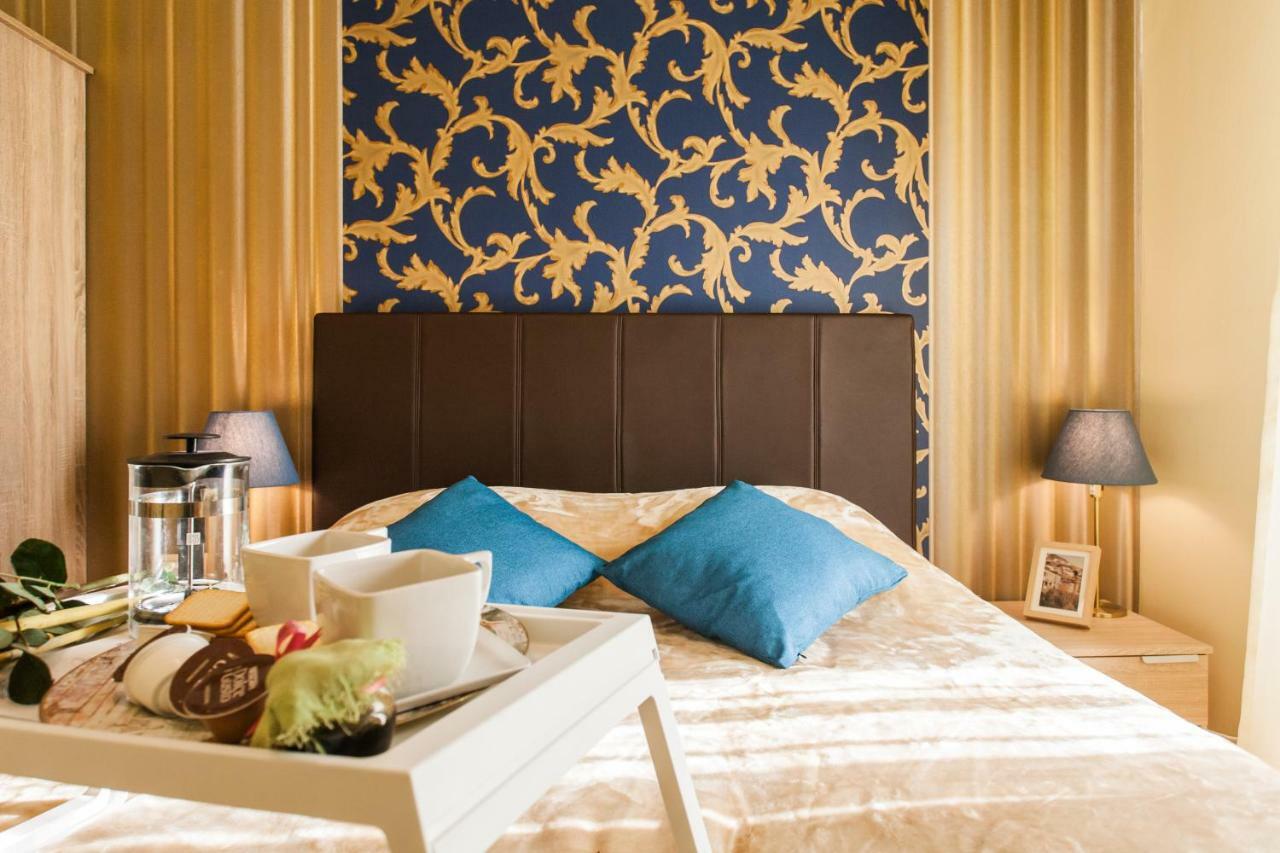 Private Central View Rooms In Apartment Near To Acropolis Metro Station Athens Luaran gambar