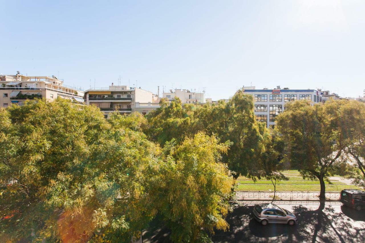 Private Central View Rooms In Apartment Near To Acropolis Metro Station Athens Luaran gambar