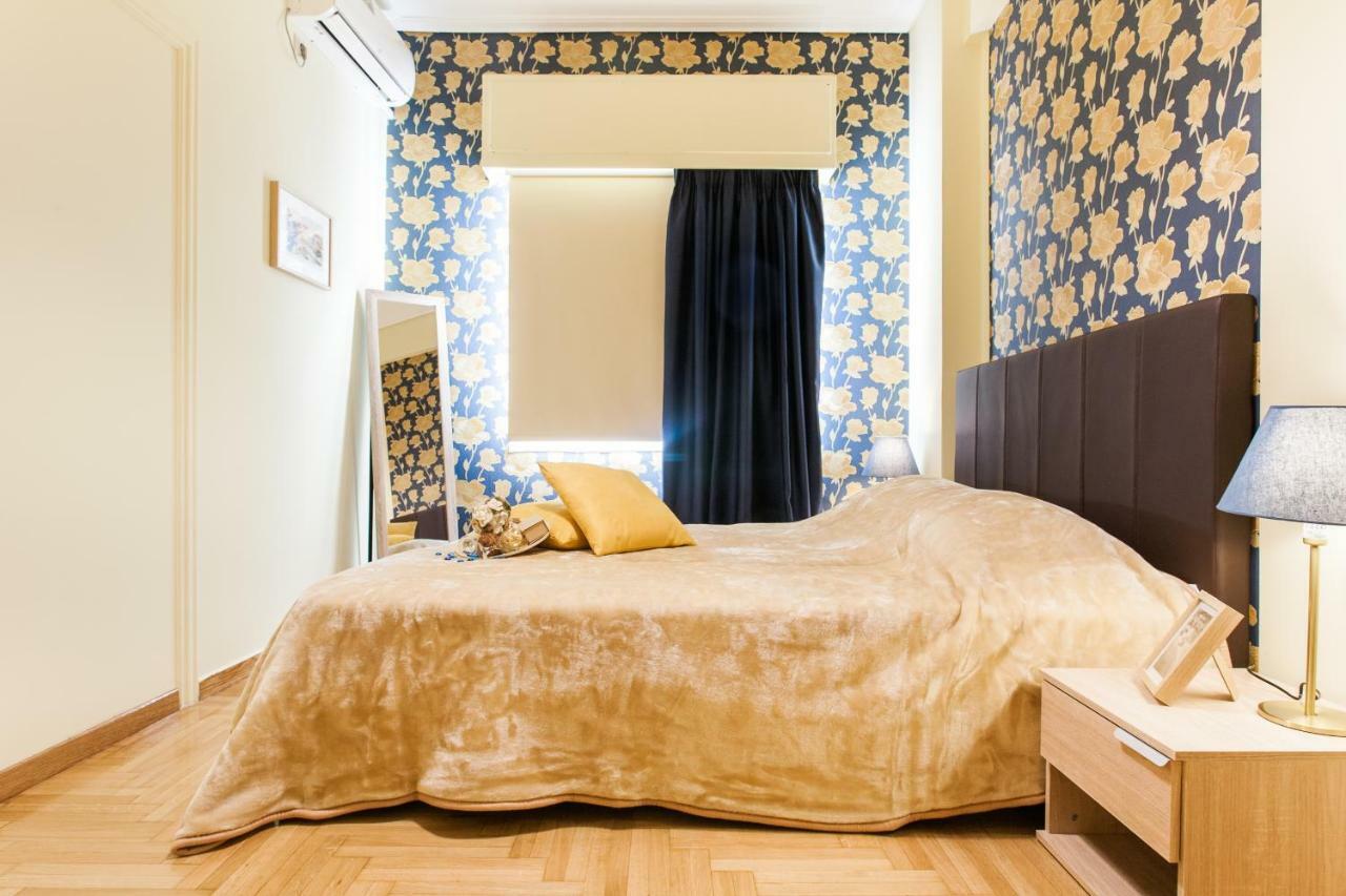 Private Central View Rooms In Apartment Near To Acropolis Metro Station Athens Luaran gambar